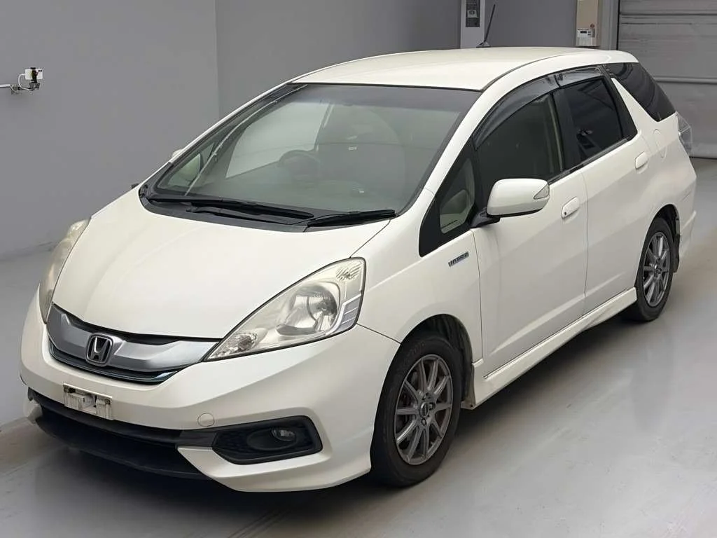 Honda Fit Shuttle GP2 2013